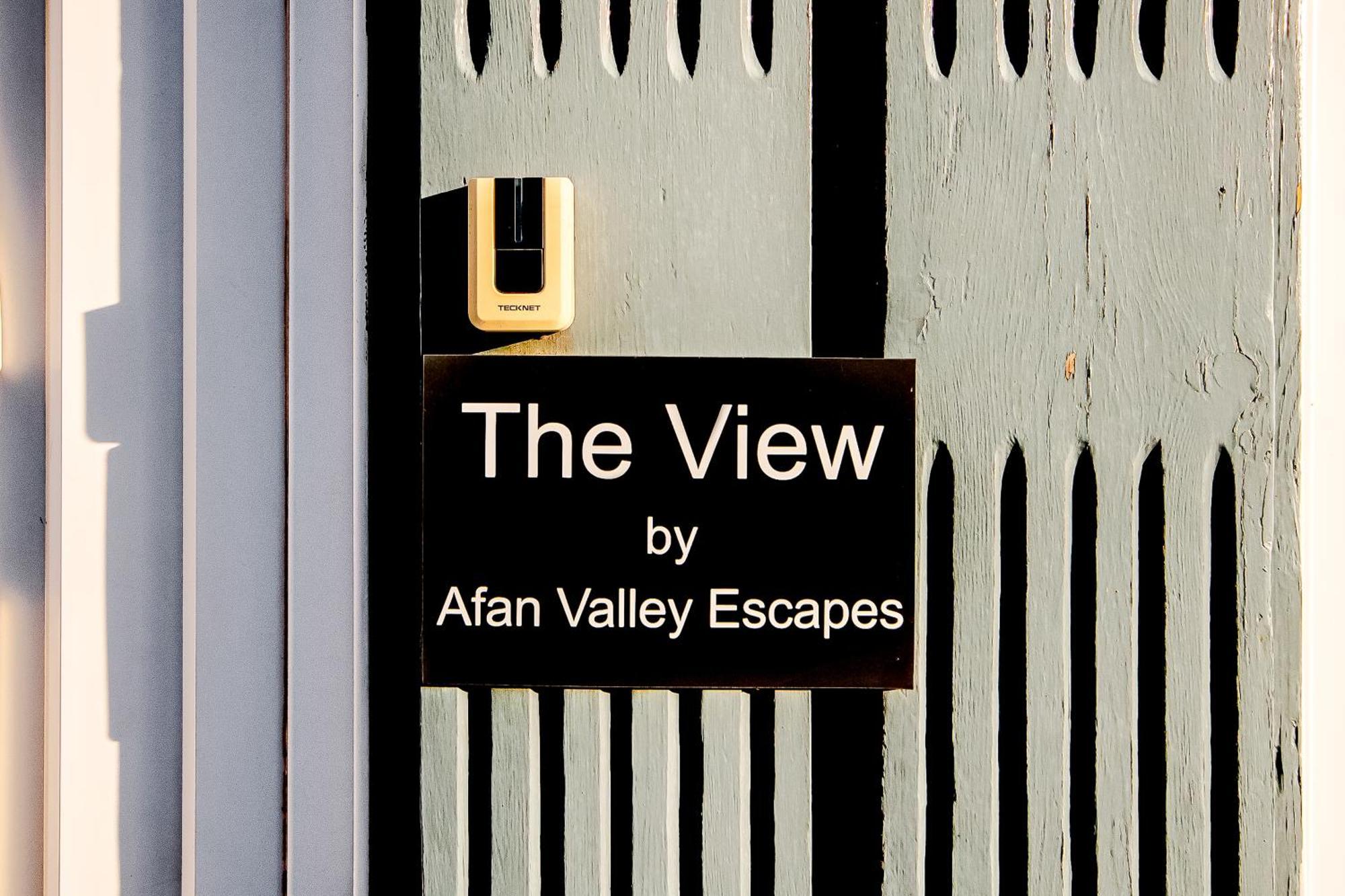 The View Spacious Apartment In Afan Forest Bike Park By Staystaycations Port Talbot Exterior photo